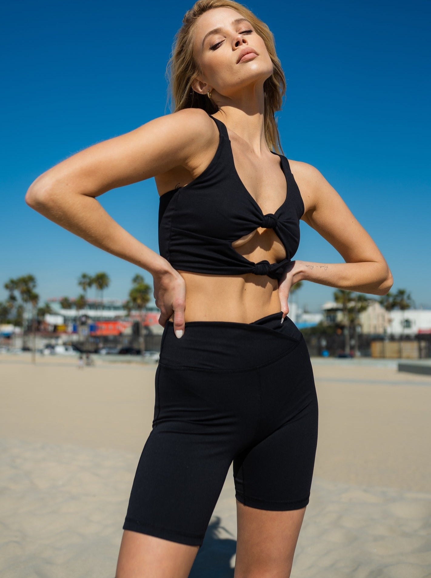 Kriva Biker Shorts - Onyx
